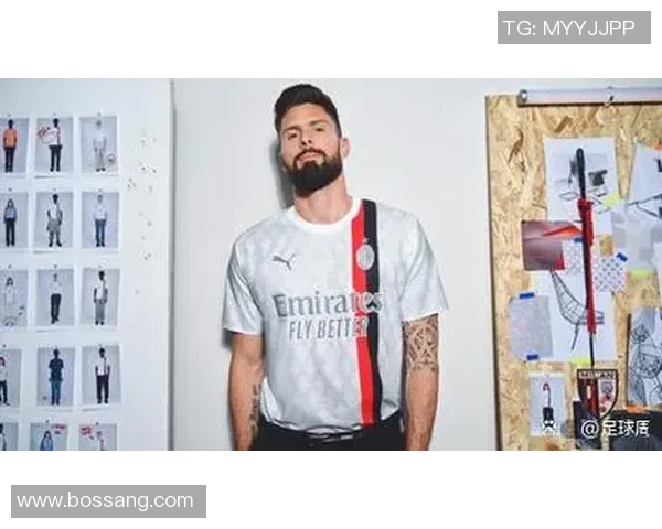 足球明星修身半袖时尚潮流引领运动风尚的完美选择